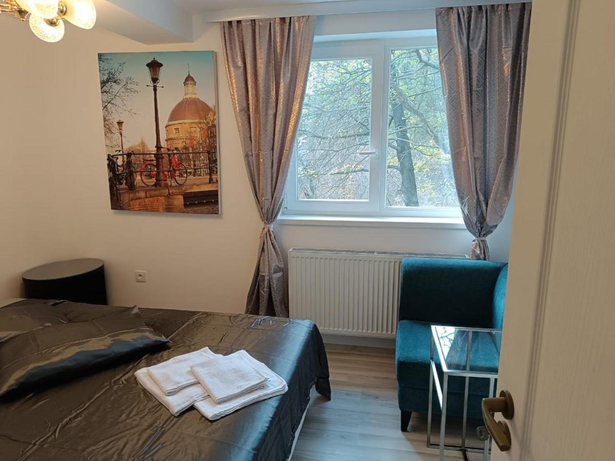 Viv Rosetti Hotel Iasi Ngoại thất bức ảnh