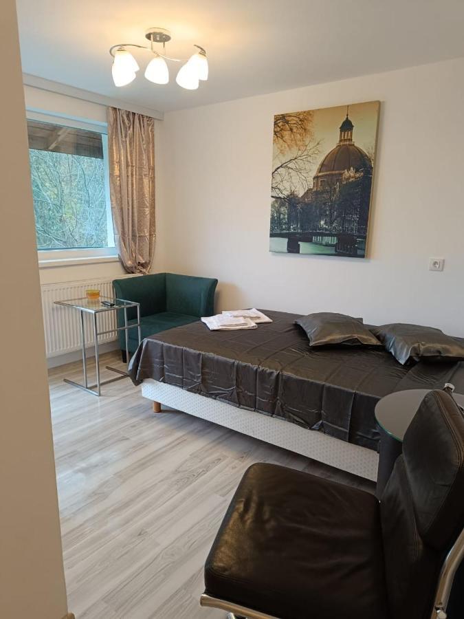 Viv Rosetti Hotel Iasi Ngoại thất bức ảnh
